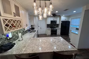 2484 Cambridge, Fullerton, CA 92835 - Photo 7