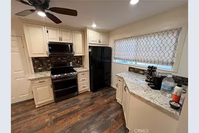 2484 Cambridge, Fullerton, CA 92835 - Photo 9