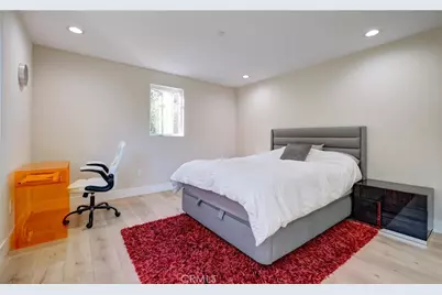 1849 Los Encinos, Glendale, CA 91208 - Photo 29