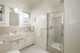 3213 Parkvista Dr, Glendale, CA 91214 - Photo 13
