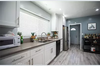 541 E Palmer Avenue, Glendale, CA 91205 - Photo 11