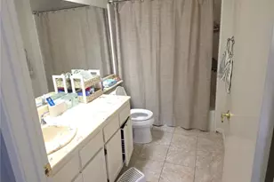 11111 Carleen Ct, Tujunga, CA 91042 - Photo 19