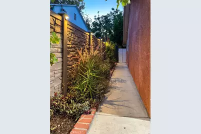 7827 Louise, Northridge, CA 91325 - Photo 3