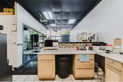 3924 Foothill Boulevard, La Crescenta, CA 91214 - Photo 13