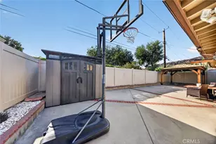 11123 Odell Ave, Sunland, CA 91040 - Photo 29