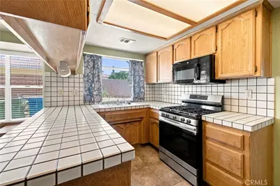 16239 Kamana Rd, Apple Valley, CA 92307 - Photo 11