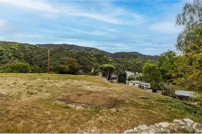 7444 Tranquil Drive, Tujunga, CA 91042 - Photo 13
