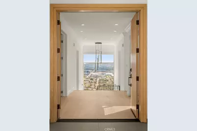 10050 Olivia Terrace, Los Angeles, CA 91352 - Photo 13