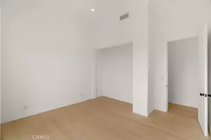 10050 Olivia Terrace, Los Angeles, CA 91352 - Photo 47