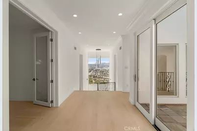 10050 Olivia Terrace, Los Angeles, CA 91352 - Photo 15