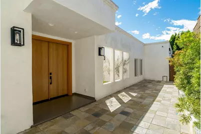 10050 Olivia Terrace, Los Angeles, CA 91352 - Photo 11