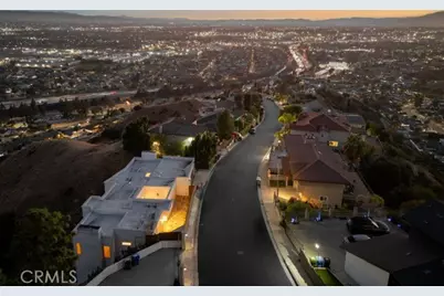 10050 Olivia Terrace, Shadow Hills, CA 91352 - Photo 3