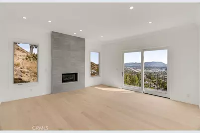 10050 Olivia Terrace, Los Angeles, CA 91352 - Photo 27