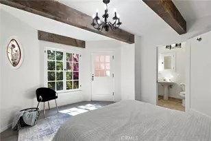 2401 Cascadia Dr, Glendale, CA 91206 - Photo 27