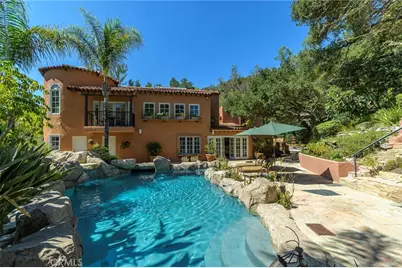2401 Cascadia Drive, Glendale, CA 91206 - Photo 1
