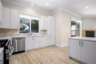 10508 Fernglen Ave, Tujunga, CA 91042 - Photo 11