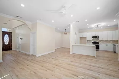 10508 Fernglen Avenue, Tujunga, CA 91042 - Photo 5