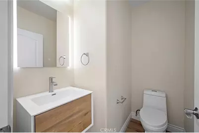 10508 Fernglen Avenue, Tujunga, CA 91042 - Photo 13