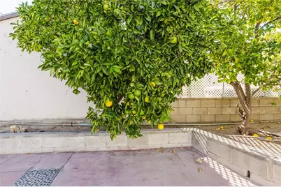 1722 Woodland Avenue, Glendale, CA 91208 - Photo 23