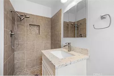 11555 Collett Ave, Granada Hills, CA 91344 - Photo 33