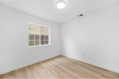 11555 Collett Ave, Granada Hills, CA 91344 - Photo 25