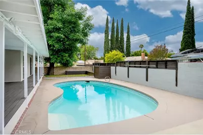 11555 Collett Ave, Granada Hills, CA 91344 - Photo 15