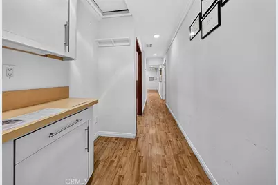 1411 W Olive Avenue #D, Burbank, CA 91506 - Photo 29