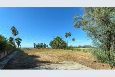 446 Devonwood Road, Altadena, CA 91001 - Photo 3