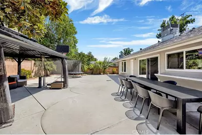 21049 Community, Canoga Park, CA 91304 - Photo 25