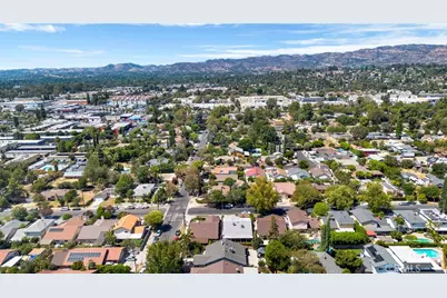21049 Community, Canoga Park, CA 91304 - Photo 33