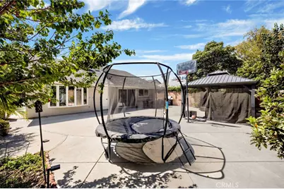21049 Community, Canoga Park, CA 91304 - Photo 29