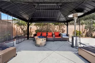 21049 Community, Canoga Park, CA 91304 - Photo 27