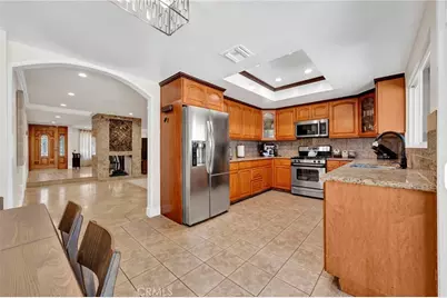 21049 Community, Canoga Park, CA 91304 - Photo 13