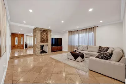 21049 Community, Canoga Park, CA 91304 - Photo 9