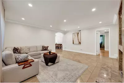 21049 Community, Canoga Park, CA 91304 - Photo 11