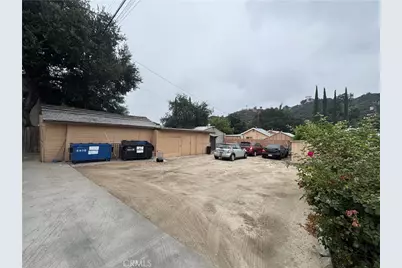 6938 6940 Foothill Boulevard, Tujunga, CA 91042 - Photo 9