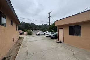 6938 6940 Foothill Blvd, Tujunga, CA 91042 - Photo 7