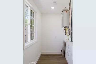 10721 Crockett, Los Angeles, CA 91352 - Photo 65