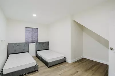 10721 Crockett, Los Angeles, CA 91352 - Photo 57