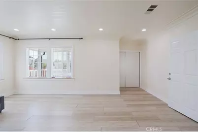 10721 Crockett, Los Angeles, CA 91352 - Photo 9