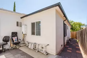 10721 Crockett, Los Angeles, CA 91352 - Photo 43