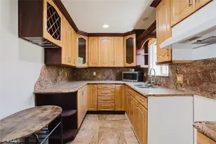 10721 Crockett, Los Angeles, CA 91352 - Photo 31