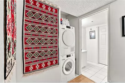 147 W Acacia #160, Glendale, CA 91204 - Photo 17