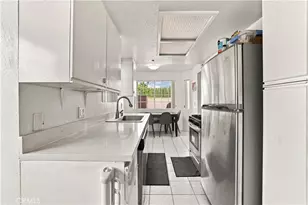147 W Acacia, Glendale, CA 91204 - Photo 13