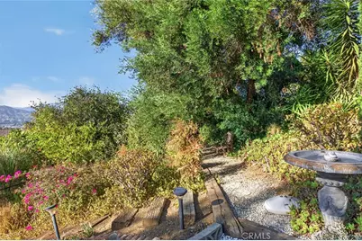 1459 Marion Dr, Glendale, CA 91205 - Photo 27