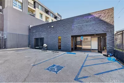 11105 Weddington, North Hollywood, CA 91601 - Photo 5