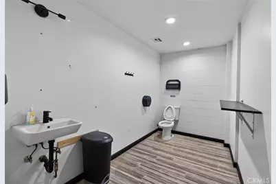 11105 Weddington, North Hollywood, CA 91601 - Photo 25