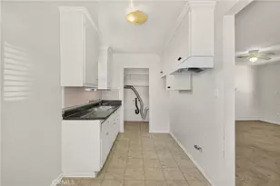 113 E 214th, Carson, CA 90745 - Photo 7