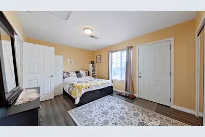 5633 Denny, North Hollywood, CA 91601 - Photo 33