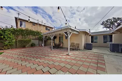 5633 Denny, North Hollywood, CA 91601 - Photo 11